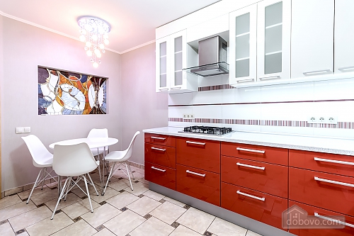 Vip Central Square VIP Apartments on the central square (50452), Three Bedroom Apartment ...