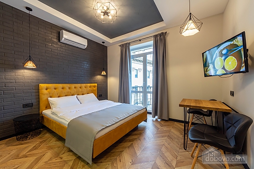 Designer apartments with a balcony and an amazing view of the garden ...