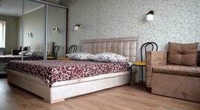 квартиры посуточно днепр тополь